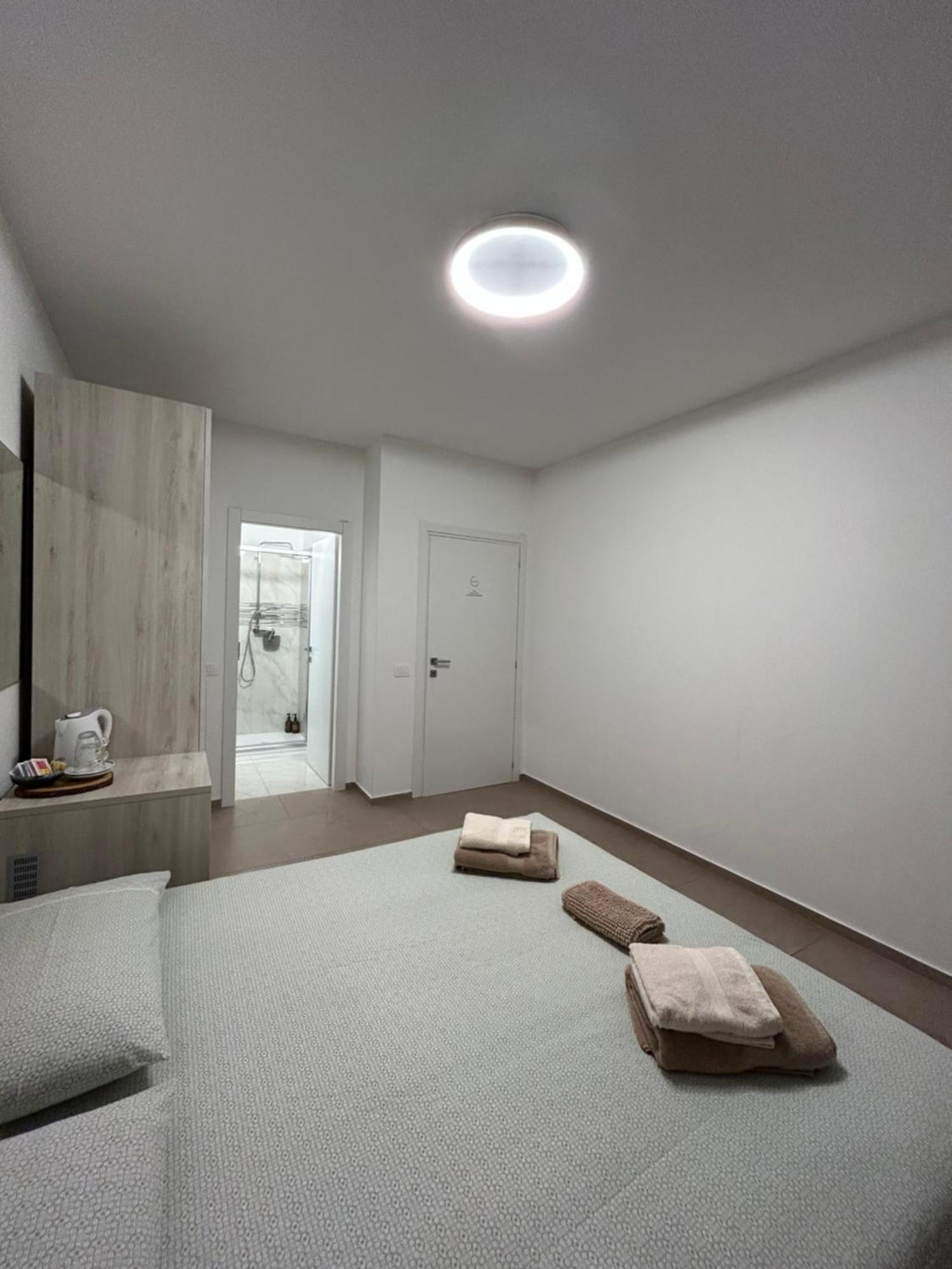 *Veranda'S Rooms* - Free Parking In Central Λουγκάνο Εξωτερικό φωτογραφία