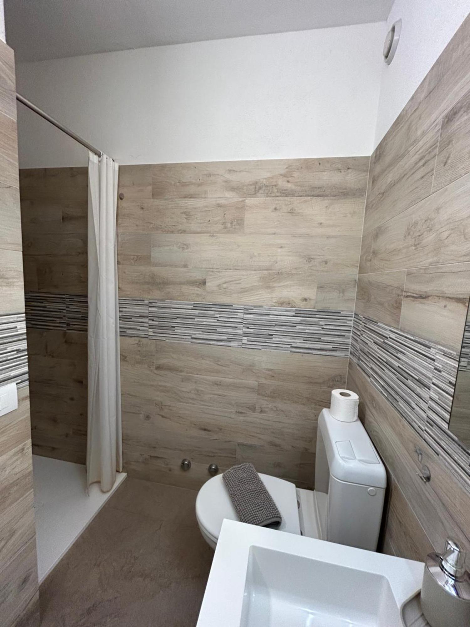 *Veranda'S Rooms* - Free Parking In Central Λουγκάνο Εξωτερικό φωτογραφία